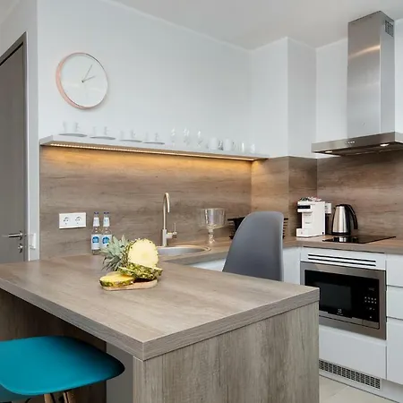 8Era Business Executive Rotermanni Apartments Tallinn Exterior photo