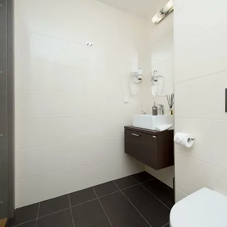 8Era Business Executive Rotermanni Apartments Tallinn Exterior photo