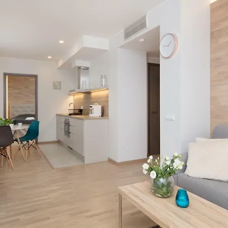 8Era Business Executive Rotermanni Apartments Tallinn Exterior photo
