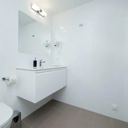 8Era Business Executive Rotermanni Apartments Tallinn Exterior photo