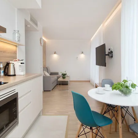 8Era Business Executive Rotermanni Apartments Tallinn Exterior photo